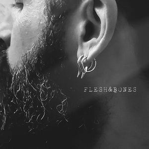 FUTURE - Pendientes de estilo vanguardista oscuro: joyería que marca tendencia.