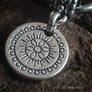 SUN COMPASS boucle d'oreille mono alternativa para hombres y mujeres, unisex y faite à la main imagen 4