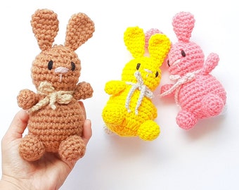 Petite peluche lapin, animal doux au crochet, cadeau pour enfants, baby shower, baby-sitter, disponible en différentes couleurs