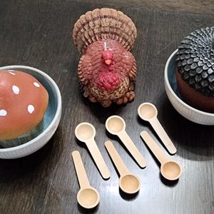 Beautiful Small Wooden Spoons, 6PCS Small Soup Spoons , Wooden Teaspoon for Coffee, Tea ,Jam ,for Spices