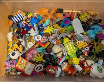 Treasure trinket galore!! Randomly picked by me!