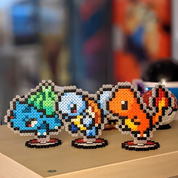 Pokémon de Perles de Repassage, Pokémon, Charmander, Bulbasaur, Squirtle, Glumanda, Schiggy, Bisasam, Nintendo, Perler, Stand