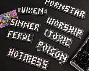 Letreros con mensajes hechos con cuentas fusionadas, Kandi, Feral, Toxic, Hama, Artkal, cuentas fusionadas