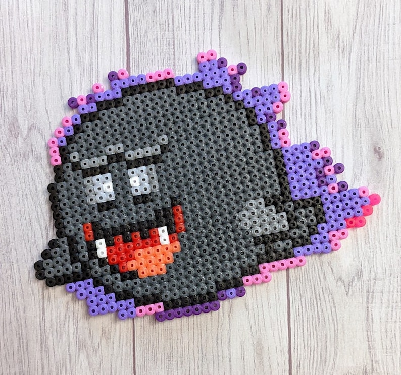 Boo / Buu Huu / Teresa of Ironing Beads, Super Mario, Pokemon, Switch, Wii, WiiU, 3DS, Nintendo, Perler, Stand image 1