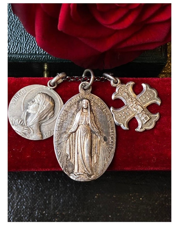 Vintage Mother Mary Holy Medals - image 1