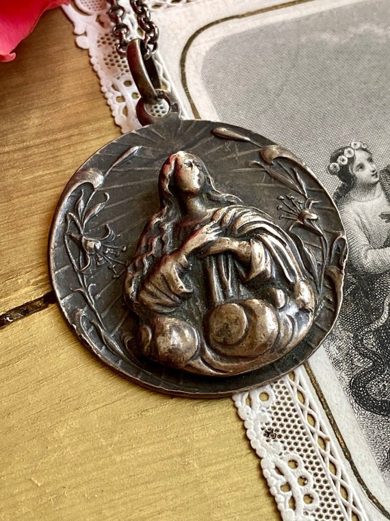 Antique Spanish Immaculate Conception Medal