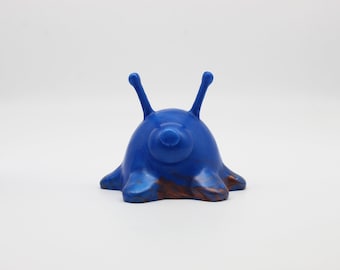 Alien Brain Sucker Squishy - Stress Ball - Platinum Silicone