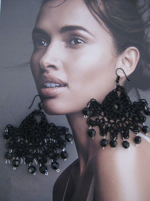 Fashion Statement Chandelier Earrings Long Drop - Black Chandelier Earrings Fashion Fashion Statement Chandelier Earrings Long Drop - Black Chandelier Earrings Fashion