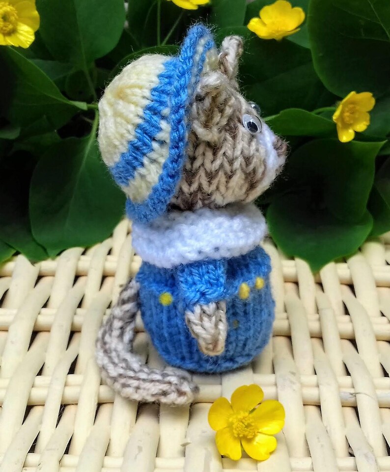 Kitten Creme Egg Cover Knitting Pattern, Easter Knitting Patterns Toys