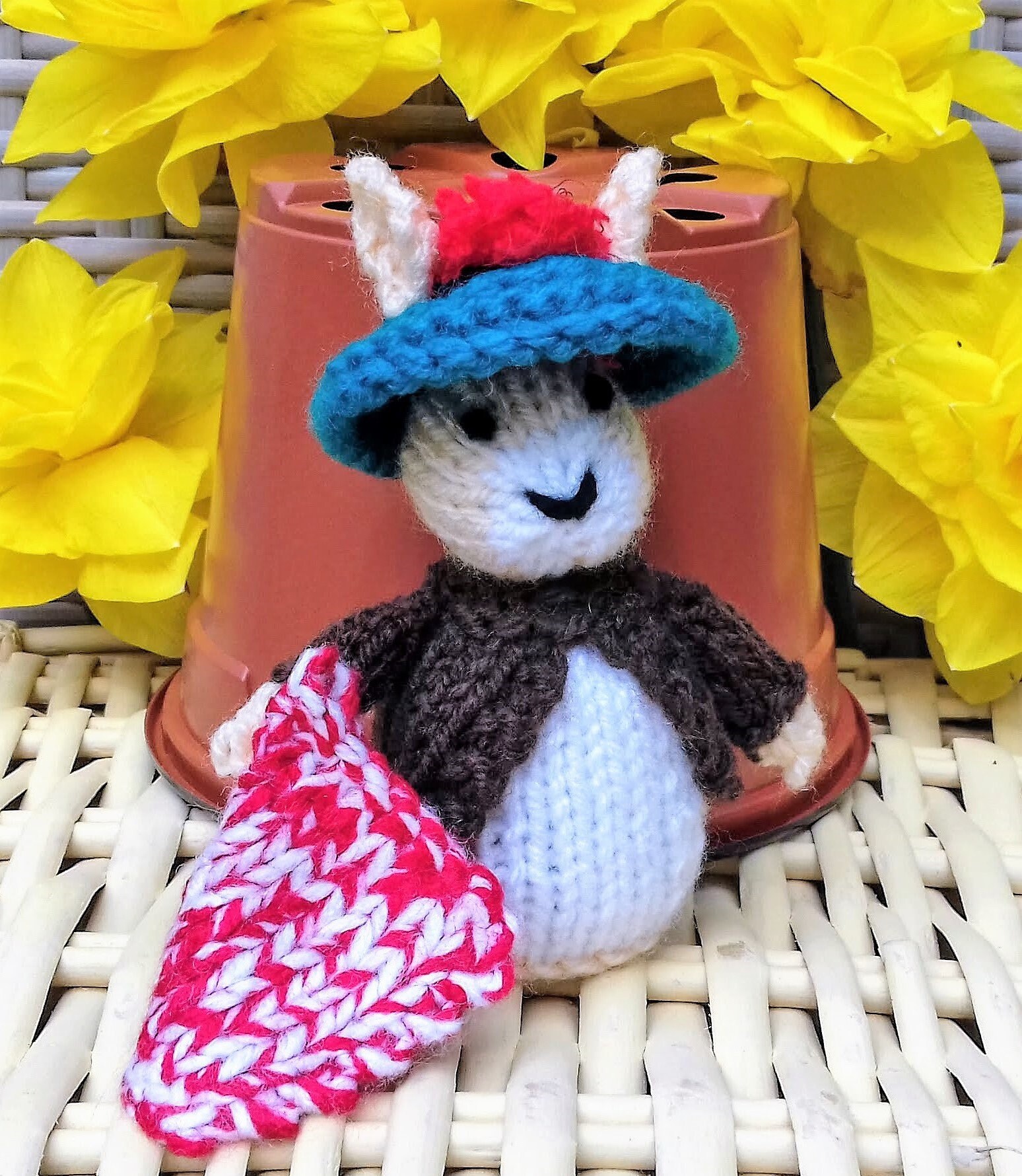 Rabbit Creme Egg Cover Knitting Pattern Easter Bunny Knitting Etsy