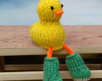 NEW - Puddle Duckling Shelf Sitter Creme Egg Cover Knitting Pattern, Easter Knitting Patterns Toys Knitted Easter Egg Cosy Chocolate Favours