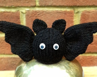 Halloween Bat Chocolate Orange Cover Knitting Pattern, Halloween Knitting Patterns, Bat Toys, Pumpkin Pattern, Knitted Halloween Decorations