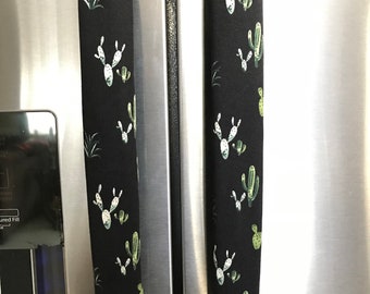 connies creation design Refrigerator Door Handle Covers Set of 4 Classic Christmas Theme 13 L X 5 W