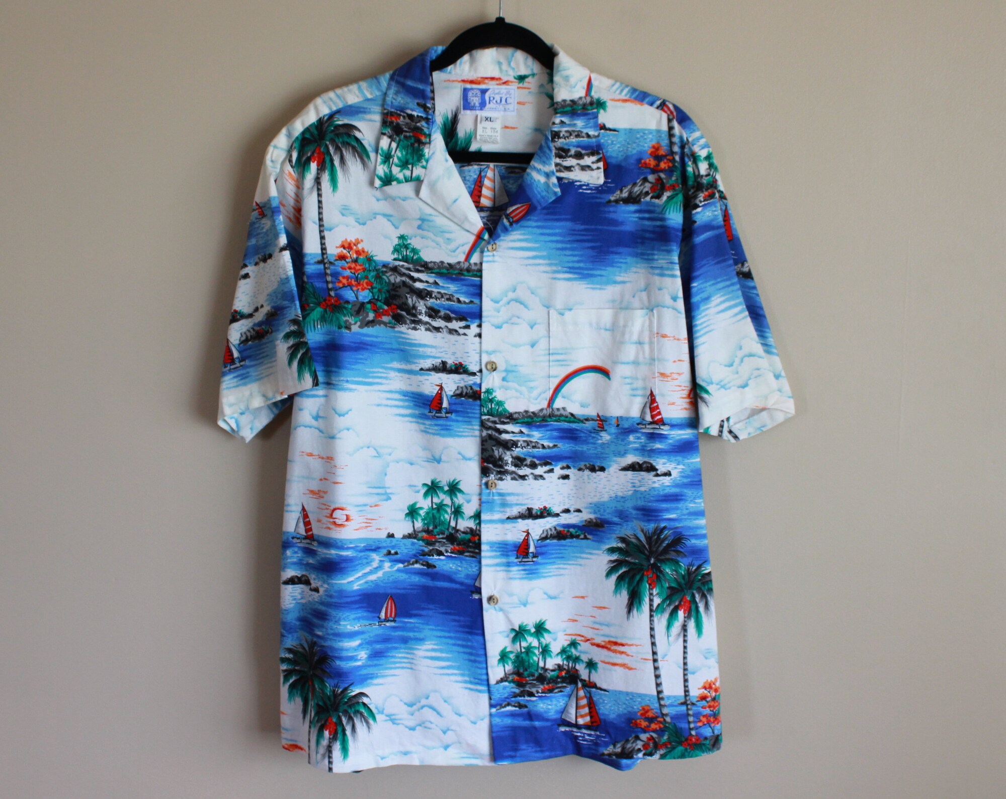 Vintage 1980s Hawaiian Shirt With Rainbows