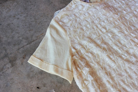 Vintage 60s 'Essentially Yours' Lacy Pale Yellow … - image 4