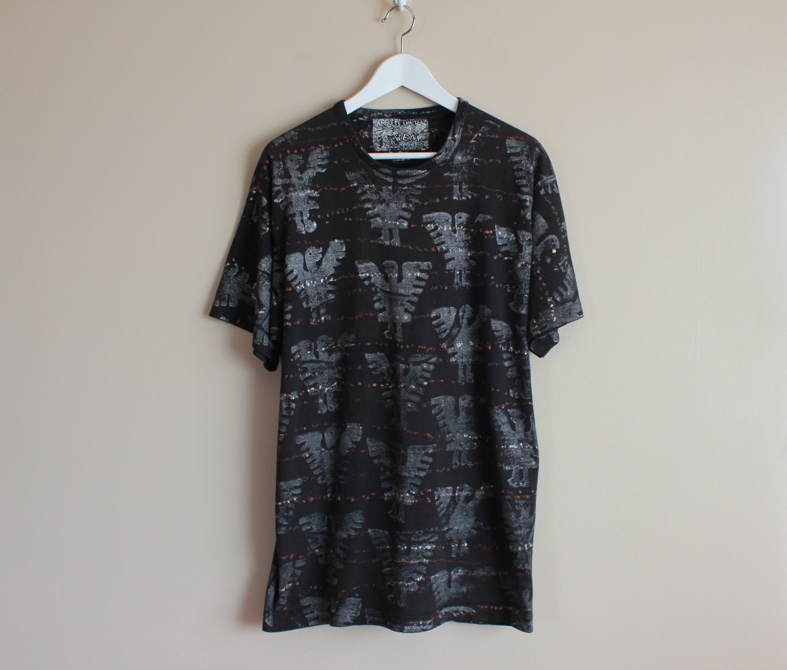 Vintage 90s All Over Print Stamp Art T 