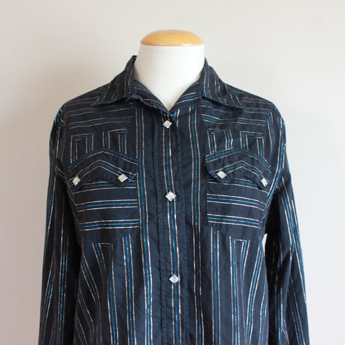 Vintage 1950s LEVI'S Authentic Western Wear Women's Shirt. Black with Silver Metallic Stripes and Sawtooth shops Pockets. Pearly Snaps.