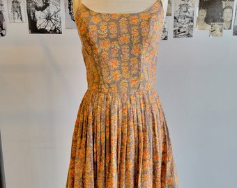 1950s Sleeveless Spring / Summer Dress | Size Small | Cotton | Floral | Orange | Fit and Flare