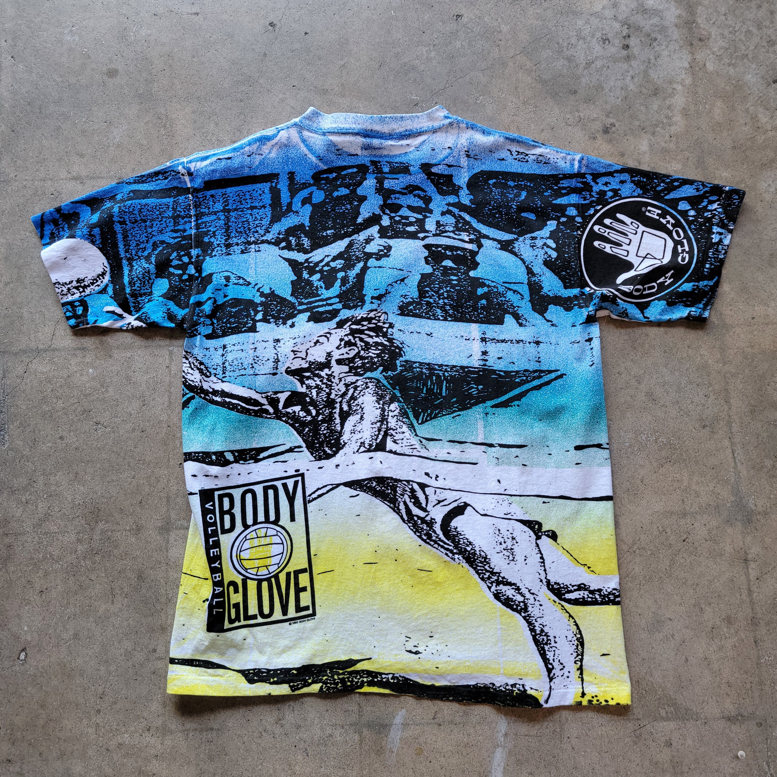 トップス 00's BODY GLOVE ALL OVER PATTERN 1990 Body Glove All Over Print T-shirt | Size Large | Volley Ball