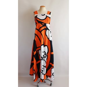 Vintage Late 60s/Early 70s Large Scale Floral Patterned Maxi Dress | &#39;Merry Finn&#39; | Made In Finland | S-M | Cotton | Sleeveless | Waist 33&quot;