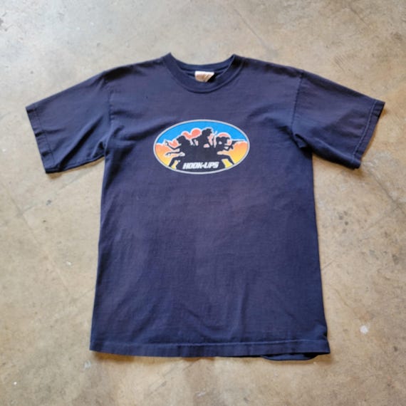 Vintage 90s Hook-ups T-shirt | Charlie