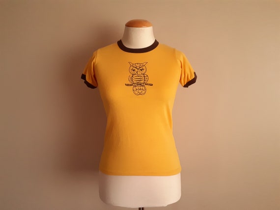 Vintage 1970s Yellow Owl Ringer T-shirt. Cute Owl!
