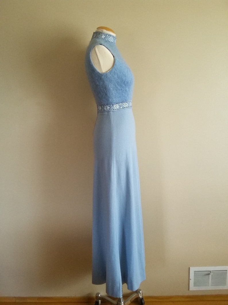 Beautiful Fits XS-S Zip Up Back. Vintage 70s Long Powder Blue Maxi Dress Mohair /& Wool Knit Princess Seams Knitted Skirt Lined