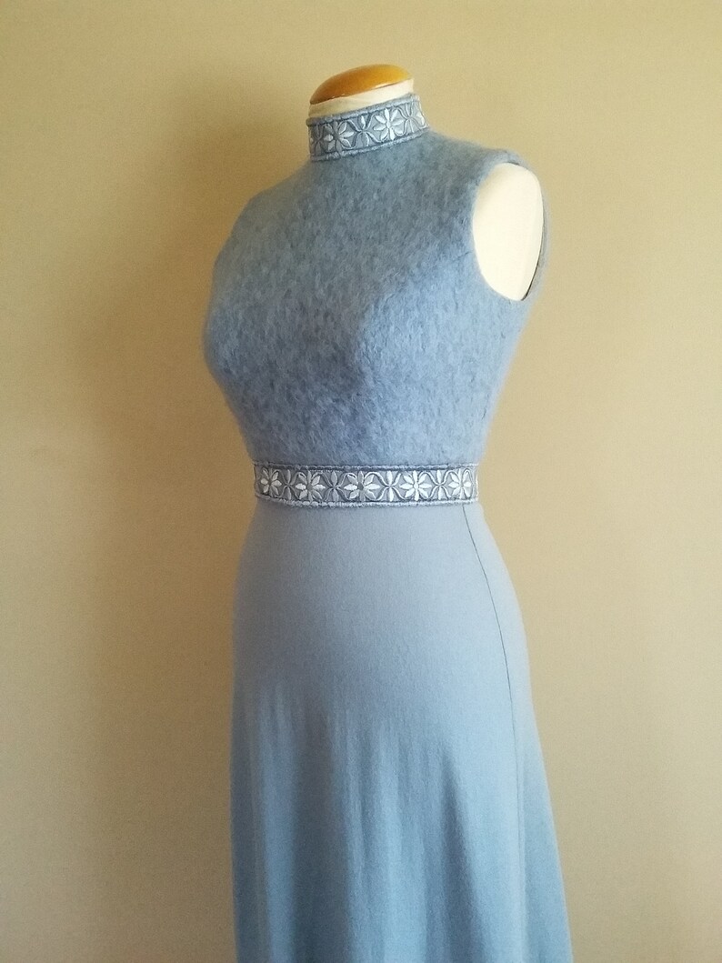 Beautiful Fits XS-S Zip Up Back. Vintage 70s Long Powder Blue Maxi Dress Mohair /& Wool Knit Princess Seams Knitted Skirt Lined