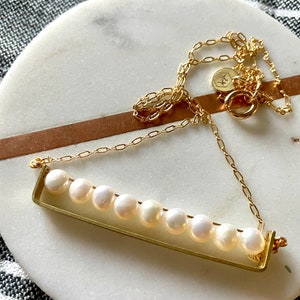 The Jackie: minimal modern pearl strand. 18in gold necklace image 2