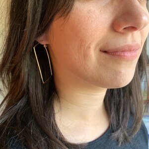Rectangle hoop earrings/hammered gold wire/thin square hoop image 6