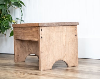 Handcrafted Wooden Step Stool: Minimalist Pine Foot Stool
