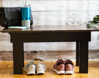 Solid Pine Wood Entryway Bench: Modern Farmhouse Style
