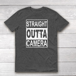 Camiseta Straight Outta Camera: camiseta de fotógrafo genial y divertida, regalo SOOC perfecto para profesionales, aficionados y aficionados, para los amantes de las DSLR y el cine.