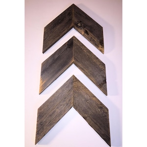 Chevron Arrows - Set of 3  - Rustic Reclaimed Weathered Wood, Farmhouse Style, Rustic Arrows, Shabby Chic Arrows, Primitive, Shabby Chic