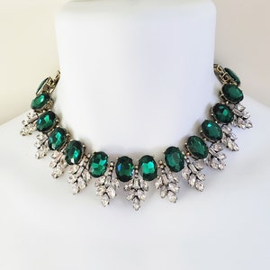 Emerald Green and Clear Duchess Crystal Diamond Rhinestone Bib Royal Statement Necklace Costume Jewelry