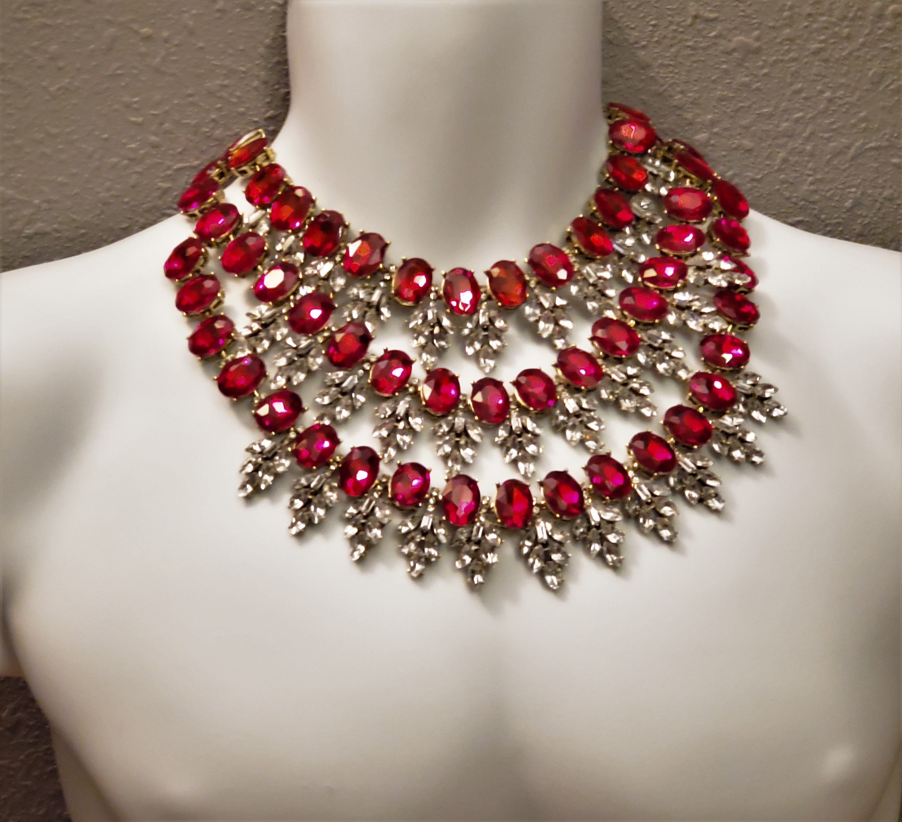 HANDMADE RED RIBBON CHOKER CHRYSTAL NECKLACE – Vncy's Boutique