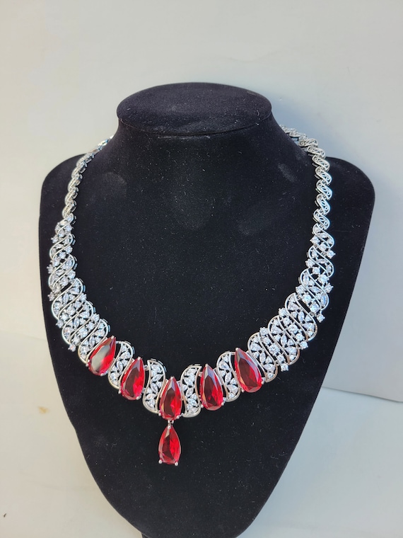 Crystal Ruby Red Necklace Teardrop rain drop Dang… - image 7