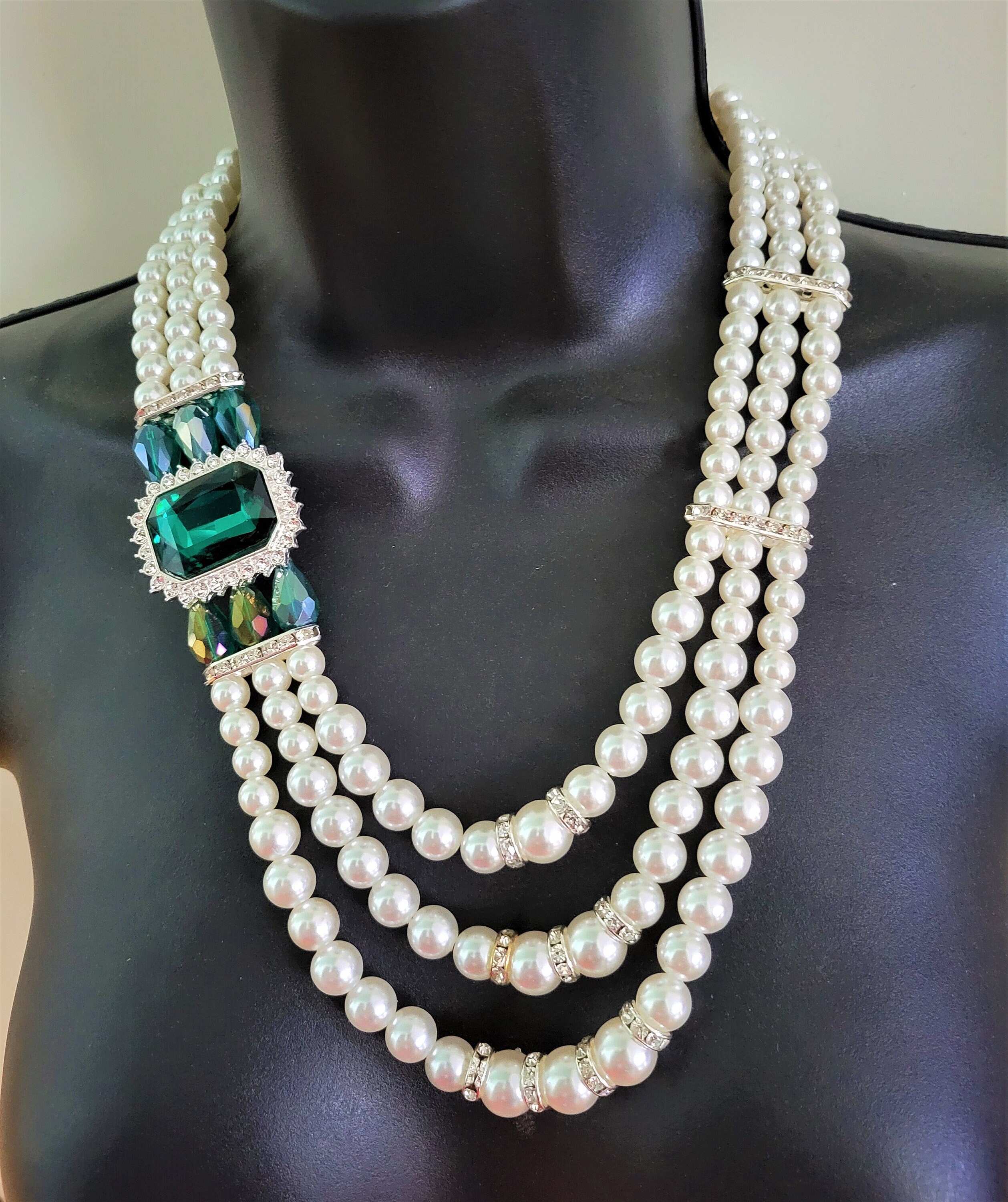 3 Strand Pearl and Emerald Green Diamond Crystal Side Necklace - Etsy