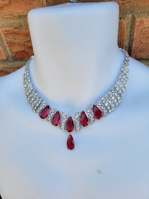 Crystal Ruby Red Necklace Teardrop rain drop Dang… - image 2