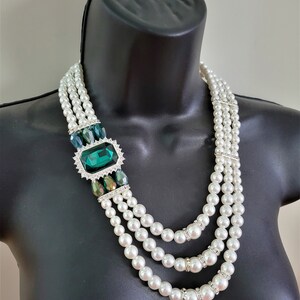 3 Strand Pearl and Emerald Green Diamond Crystal Side Necklace - Etsy