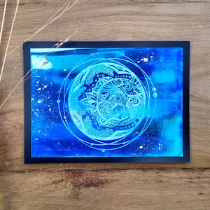 Mooie maanmandala op heldere encaustische kleuren//wenskaart//wanddecoratie//cadeaubon//mini origineel kunstwerk