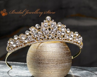 Bridal Tiara, Gold Tiara, Bridal Crown, Wedding Tiara, Wedding Hair Accessory, Wedding Headpiece, Bridal Hairpiece, Crystals Crown, Diadem