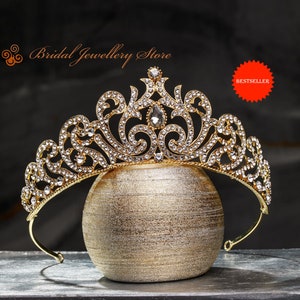 Bridal Tiara, Gold Tiara, Bridal Crown, Wedding Tiara, Wedding Hair Accessory, Wedding Headpiece, Bridal Hairpiece, Crystals, Bestseller!!