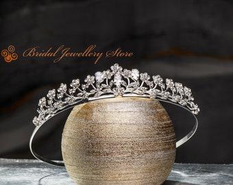 Bridal Tiara, Silver Tiara, Crystal Bridal Crown, Wedding Tiara, Wedding Hair Accessory, Wedding Headpiece, Bridal Hairpiece, Crystals !