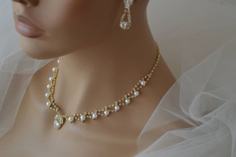 Bridal Jewellery Set,Pearl Jewelry Set,Gold Necklace,Gold Earrings,Wedding Jewelry Set,Bridal Earrings,Bridal Necklace,Personalized Gift !