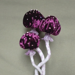 Velvet muchroom textile art. Fall decor mushroom. Autumn decor. Mushroom handmade gift. Toadstool home decor. Triple mushroom