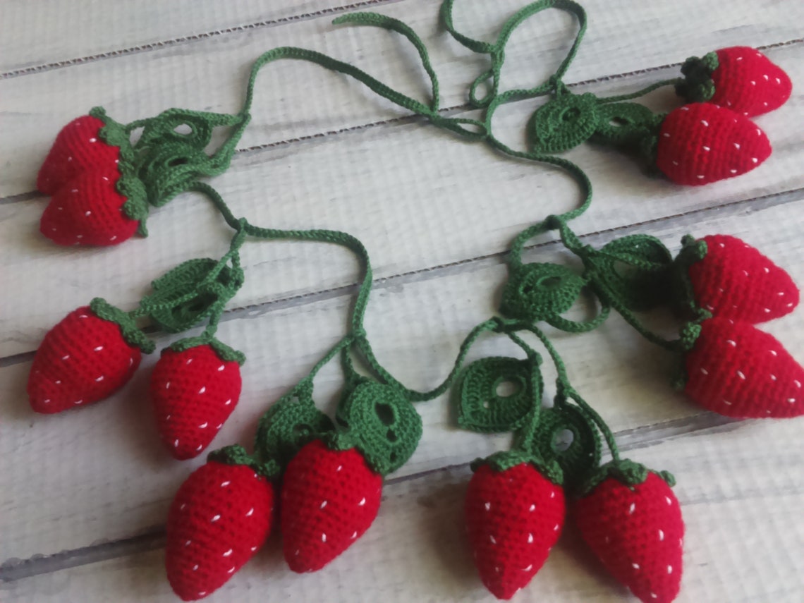 Strawberry garland strawberry bunting crochet summer garland | Etsy