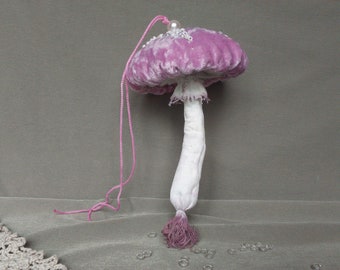 Velvet mushroom ornaments. Textile art velvet mushroom. Pink mushroom home decor. Velvet toadstool. Fantasy mushroom.  Fake fabric mushrooms