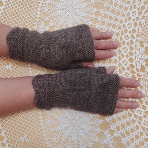Fingerless gloves, wool wrist warmers, driving gloves, gift for her, handmade fingerless gloves, womens winter accessories