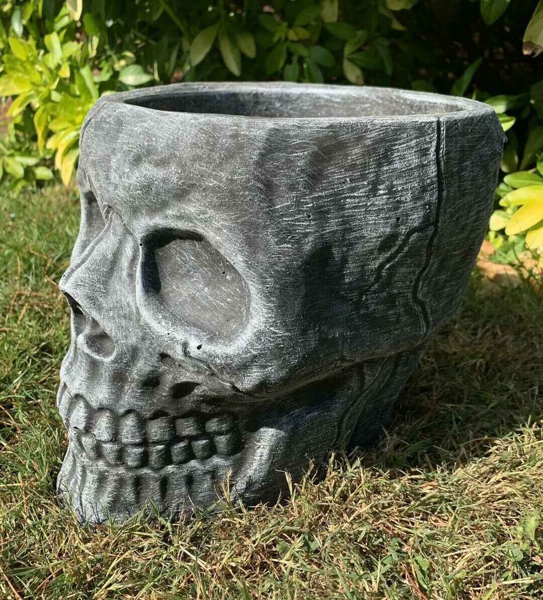 Stone Garden Large Gothic Skull Planter Plant Pot Black/white Concrete  Ornament - Etsy